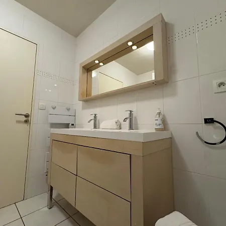 90m2 Coeur De Avec Balcon Et Garage Prive * Chamalières